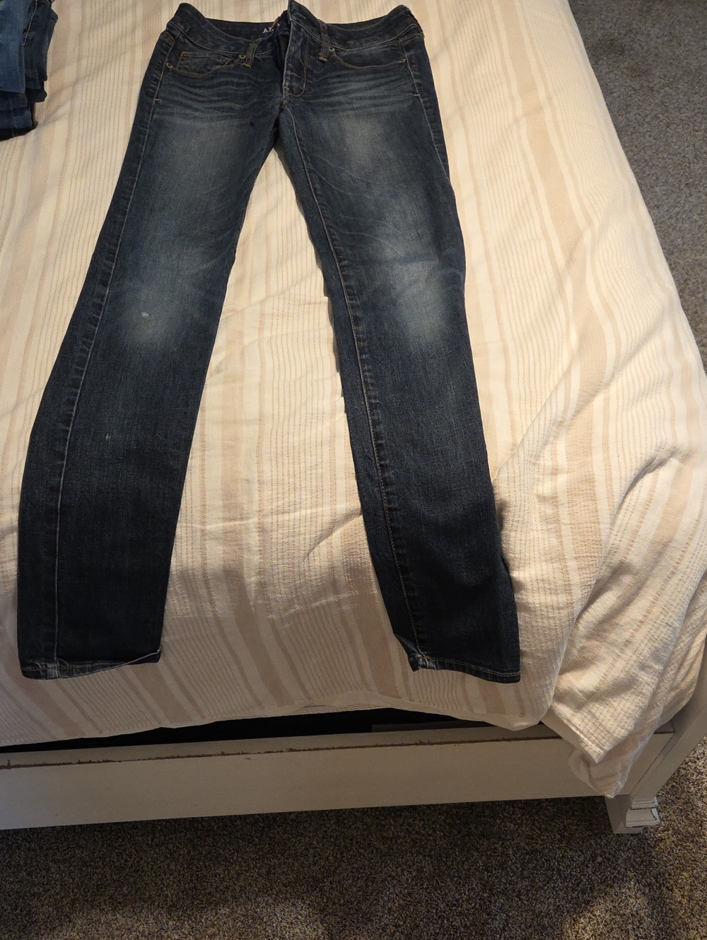 American Eagle Outfitters Dark Blue Denim Jeans with Copper Button